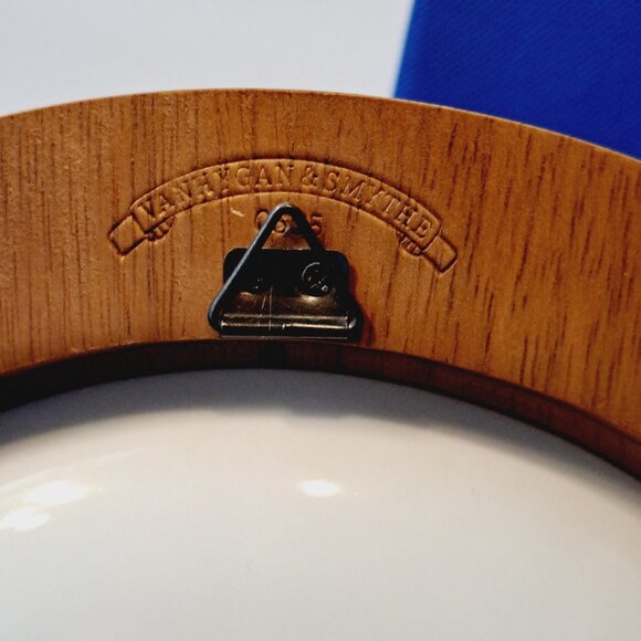 Franklin Mint Bedtime Story by Sue Willis 8" plate, includes plate frame - Picture 6 of 6